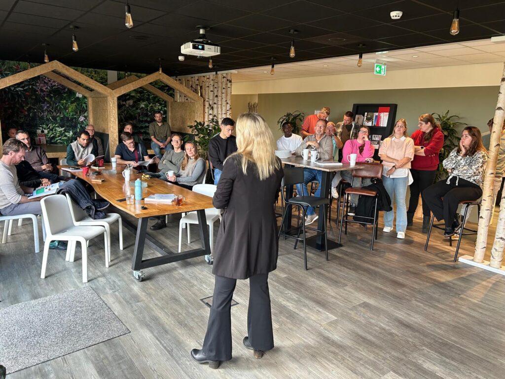 𝐈𝐧𝐬𝐩𝐢𝐫𝐞𝐫𝐞𝐧𝐝𝐞 𝐁𝐞𝐥𝐨𝐰 𝐙𝐞𝐫𝐨 𝐁𝐢𝐭𝐞𝐬 𝐨𝐯𝐞𝐫 𝐜𝐢𝐫𝐜𝐮𝐥𝐚𝐢𝐫 𝐬𝐥𝐨𝐩𝐞𝐧